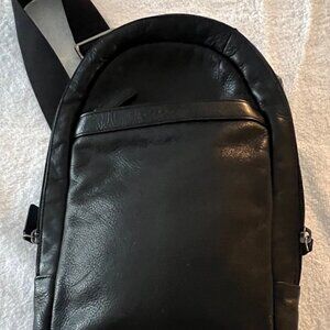 Coach Mens Black Leather Slingback  Crossbody Bag